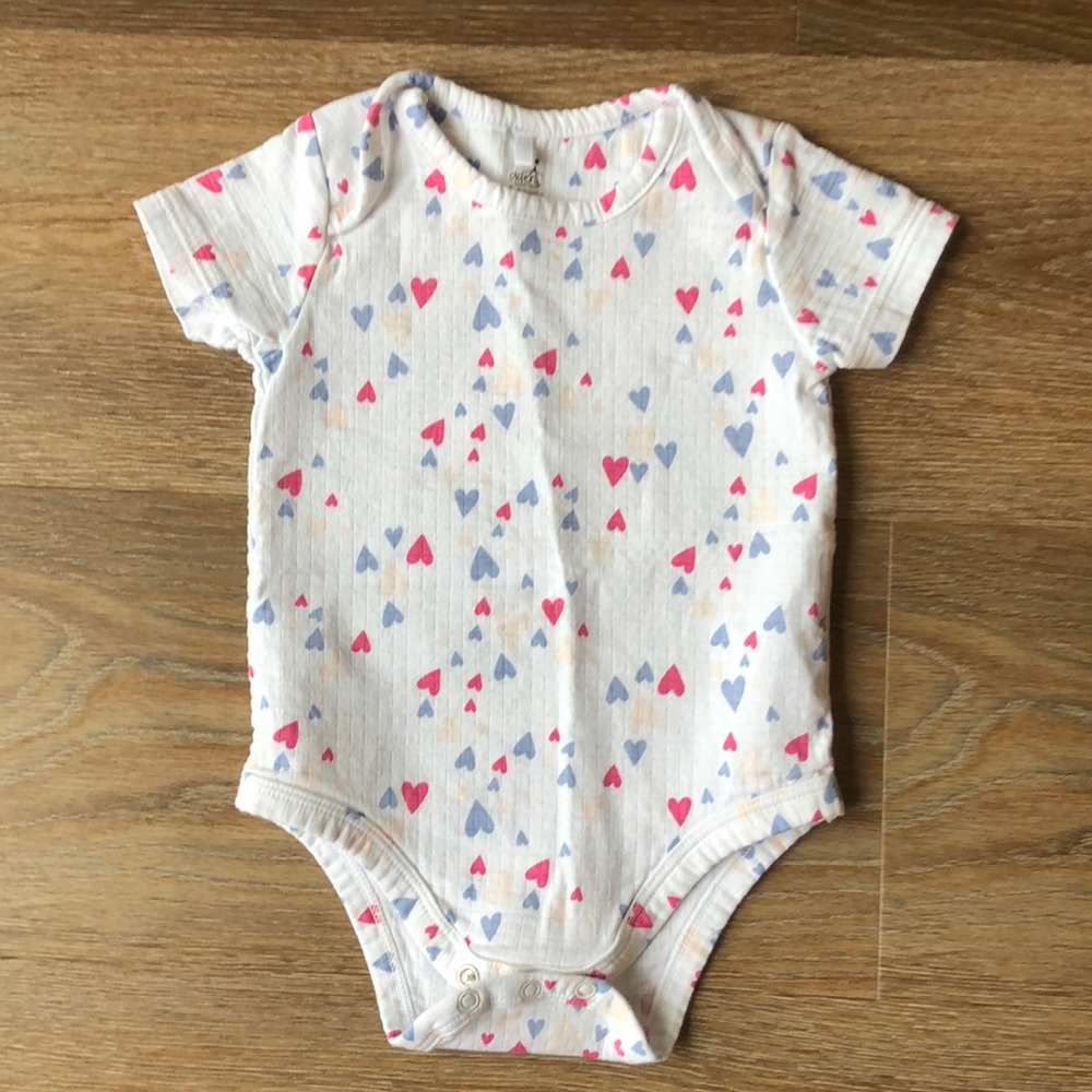 Aden little hearts Onesie